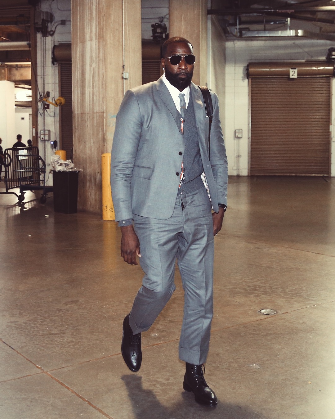 爱游戏平台-克里夫兰骑士迎欧篮联关键赛，冲刺阶段内部沟通，媒体盛赞，身体对抗强度拉满的简单介绍