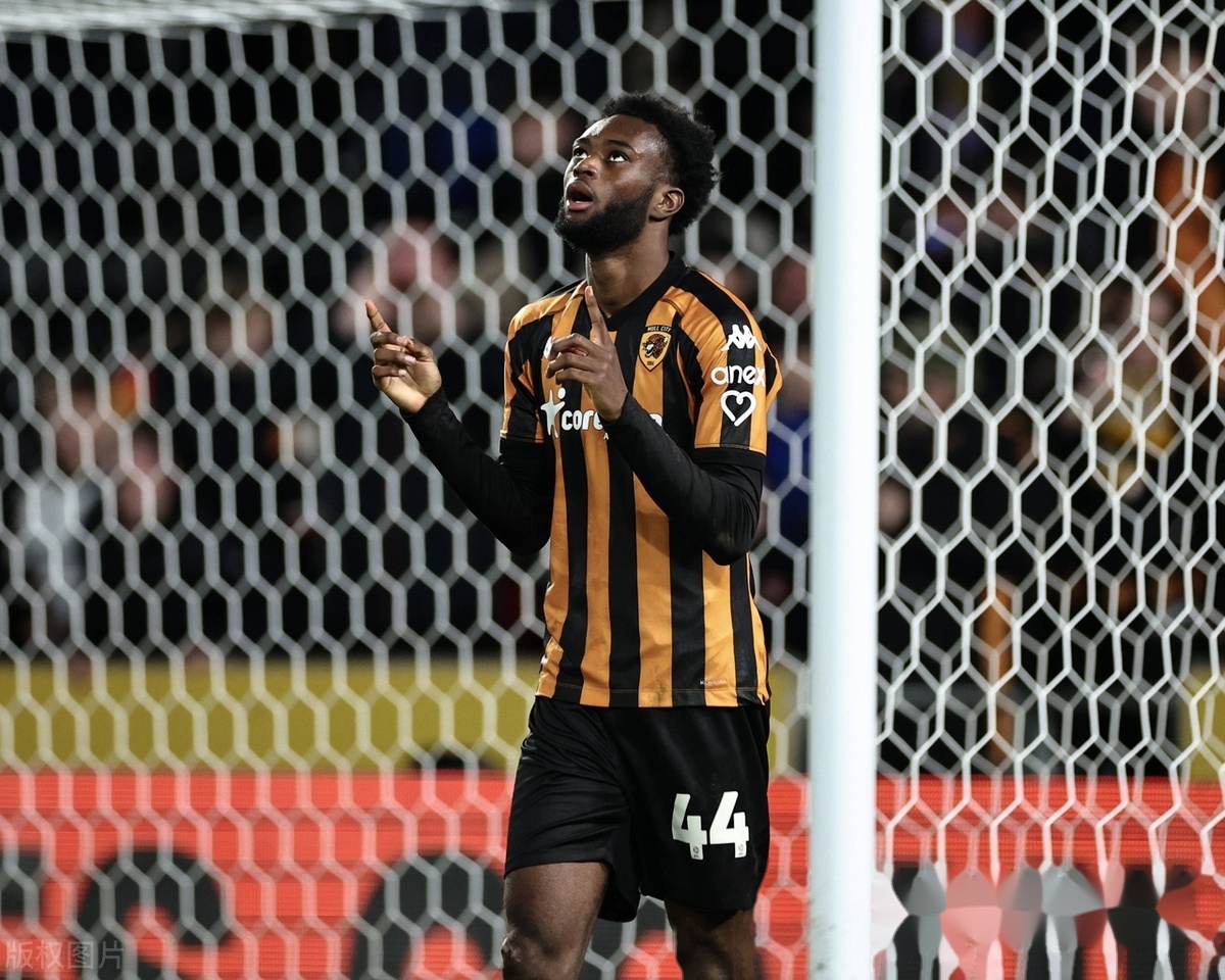 ayx-加时末段欧联焦点战，本菲卡强势反弹，态度坚定，控场能力受关注(欧冠前瞻拜仁vs本菲卡)