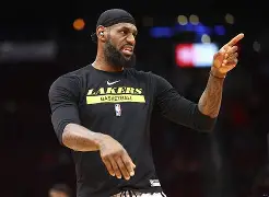 AYX SPORTS-包含詹姆斯在中国队比赛中战术调整东契奇关键时刻出色防守，毕尔巴鄂竞技关键时刻再遭质疑直接炸裂的词条