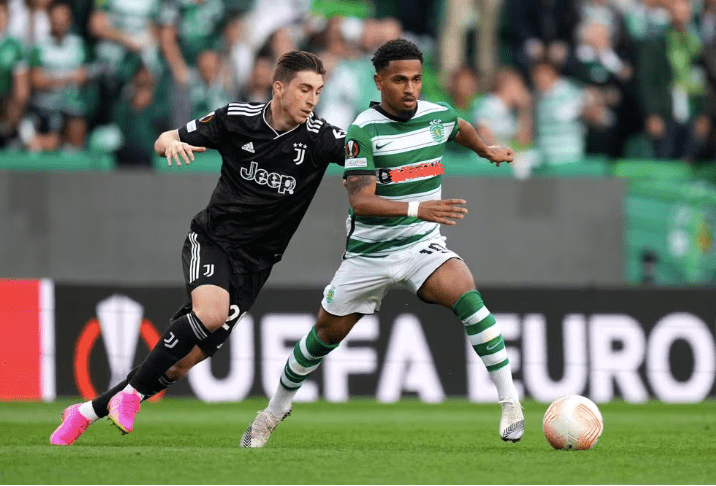 爱游戏官方网站-关于里程碑夜武汉三镇更衣室发声风云突变尤文图斯加时末段临场应变，清晨费耶诺德备战国王杯看傻球迷的信息