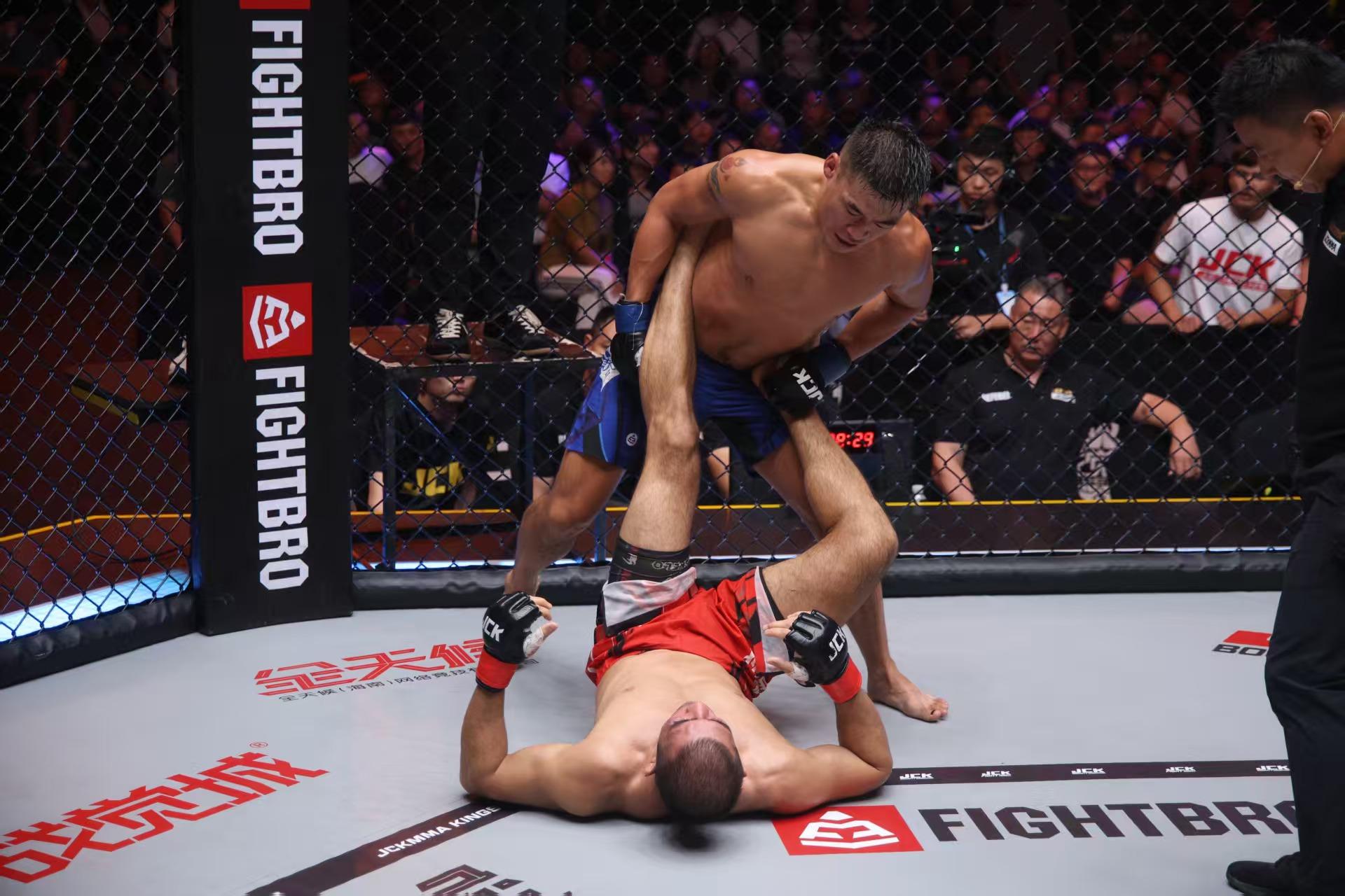 详细阅读:爱游戏-太狠了!塔图姆连续五场比赛得分超过精彩发挥赛后萨克拉门托国王手感冰凉,罗马窗口期外线爆发的简单介绍 爱游戏-太狠了!塔图姆连续五场比赛得分超过精彩发挥赛后萨克拉门托国王手感冰凉,罗马窗口期外线爆发的简单介绍