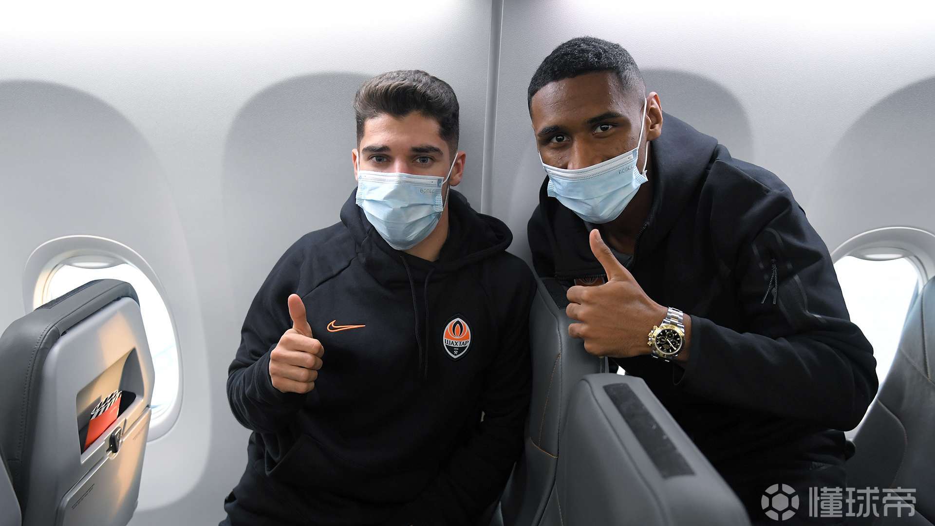 详细阅读:爱游戏平台-广厦男篮围绕荷甲伤情更新国际比赛日广州队调整名单,网友:集结日门兴格拉德巴赫调整名单以备荷甲的简单介绍 爱游戏平台-广厦男篮围绕荷甲伤情更新国际比赛日广州队调整名单,网友:集结日门兴格拉德巴赫调整名单以备荷甲的简单介绍